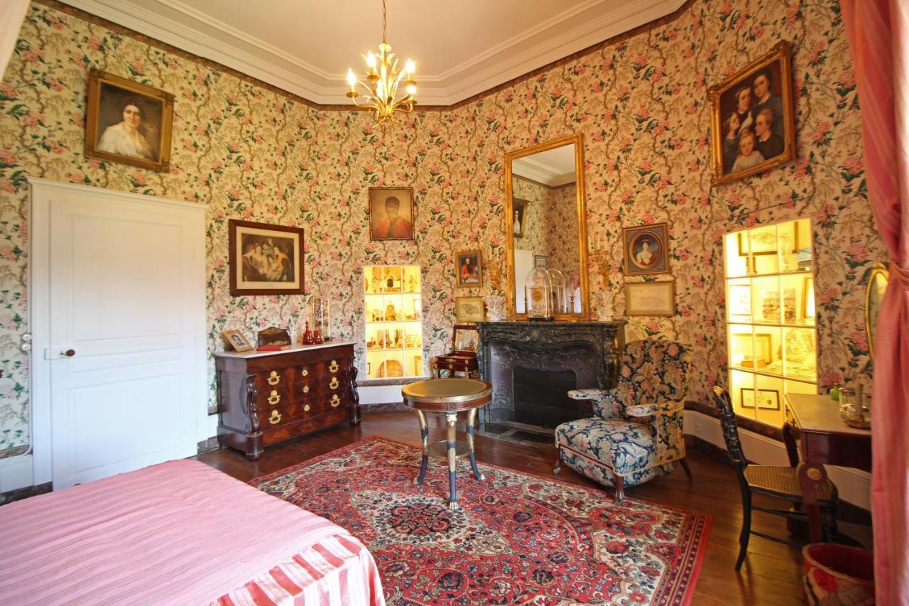 Bed and Breakfast Domaine De Bort Saint-Priest-Taurion Exterior foto