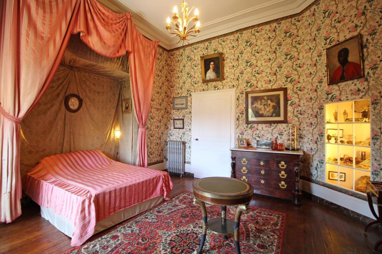 Bed and Breakfast Domaine De Bort Saint-Priest-Taurion Exterior foto