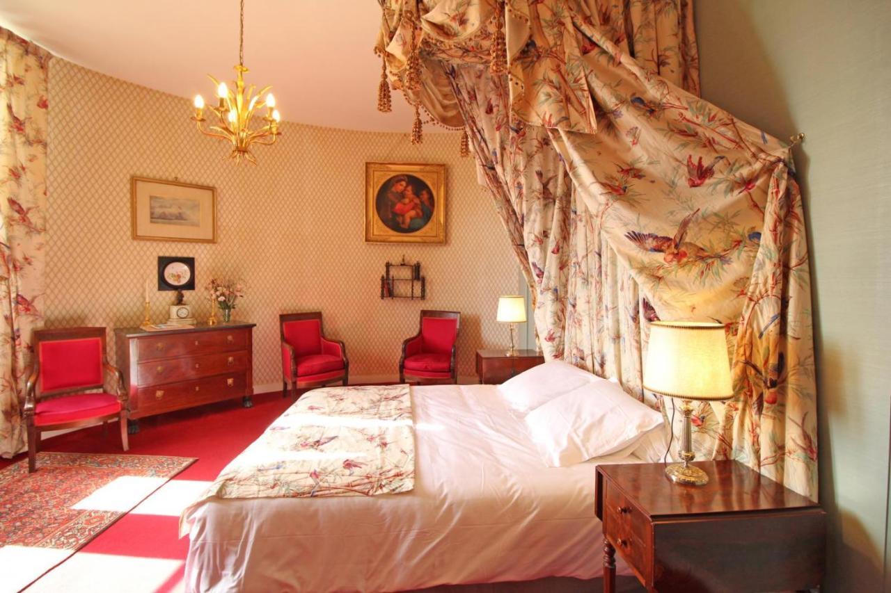 Bed and Breakfast Domaine De Bort Saint-Priest-Taurion Exterior foto